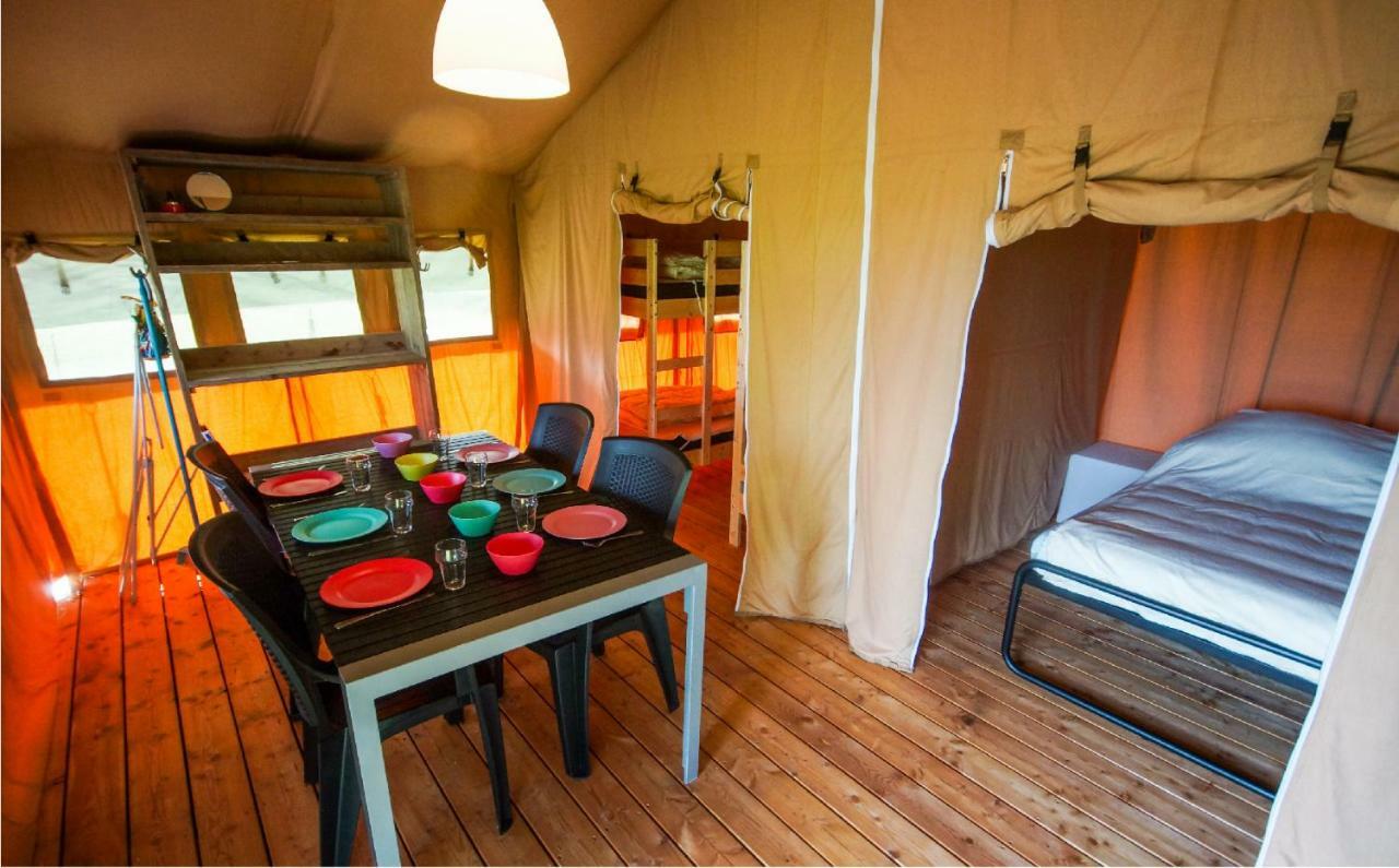 Safari Tent At Camping Le Roptai Hotell Rochefort Eksteriør bilde